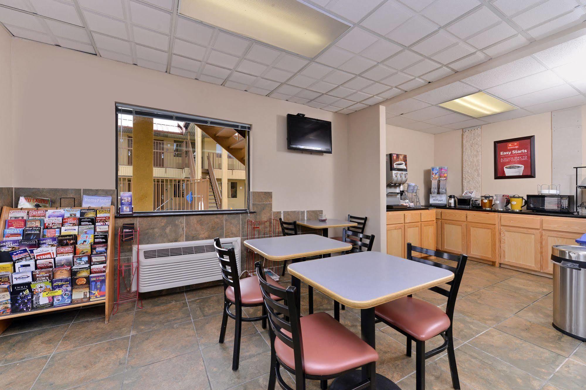 Econo Lodge Killeen Esterno foto