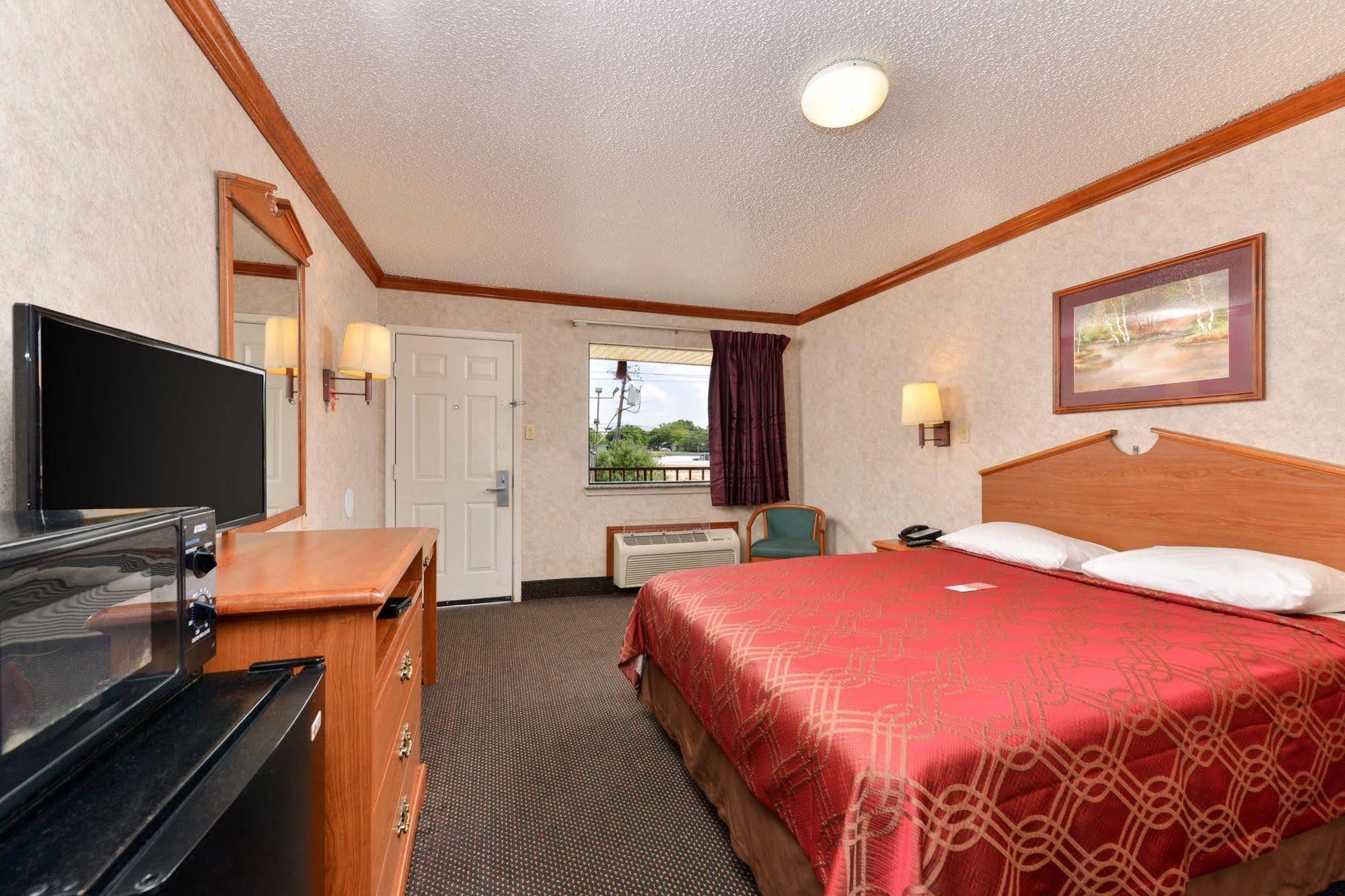 Econo Lodge Killeen Esterno foto