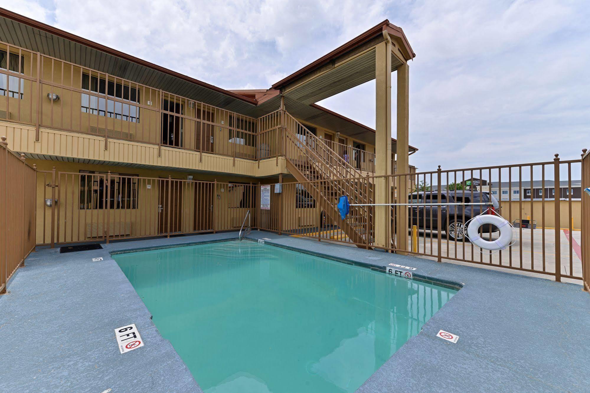 Econo Lodge Killeen Esterno foto
